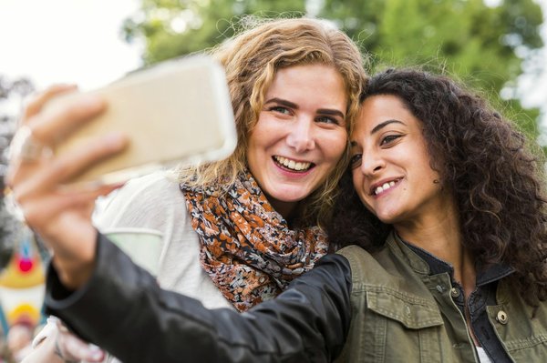 Comment organiser un festival de films documentaires sur les questions environnementales?